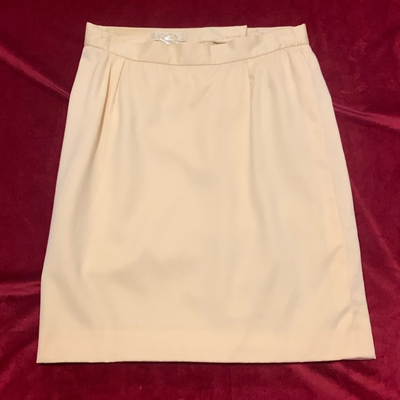 Vintage Escada Margaretha Ley Pale Yellow/Cream Wool Knee Length Skirt Size 42 - Picture 1 of 8